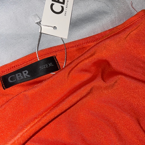 Orange one sleeve dress - Picture 5 of 5